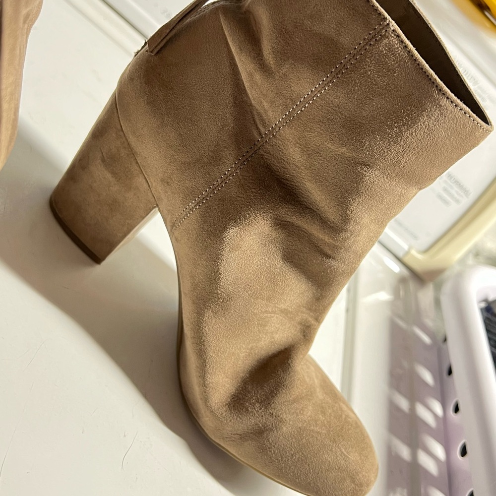 Size 9 Ankle Boot